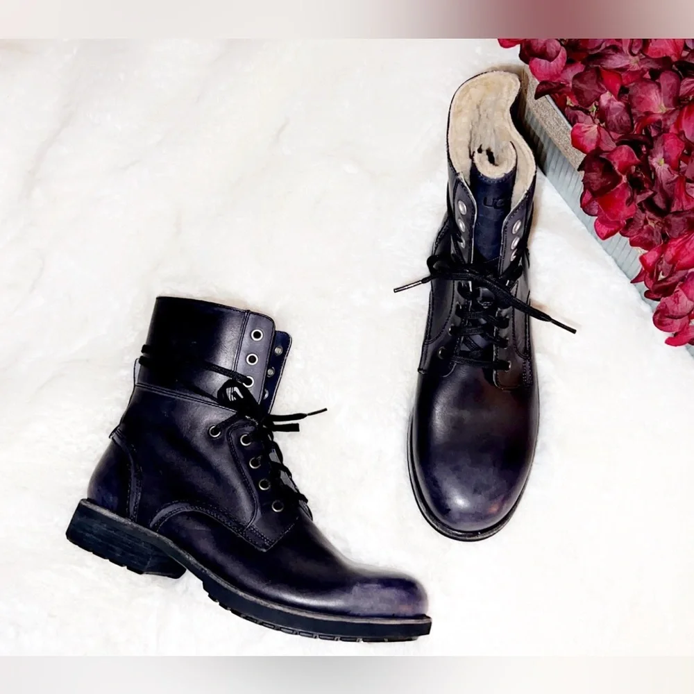🆕UGG Men’s Leather Fur Lined Combat Boot